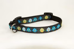 Little Birds in Blues & Green on Black - 3/4" Collar